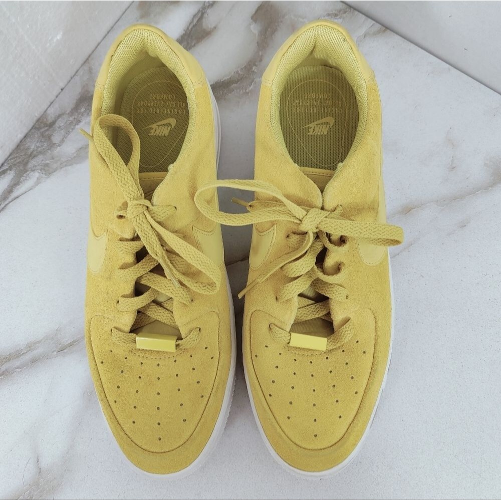 Nike Women's Air Force 1 Sage Low 'Celery' Sneakers Tennis Shoes, Sz 10 - Picture 6 of 11